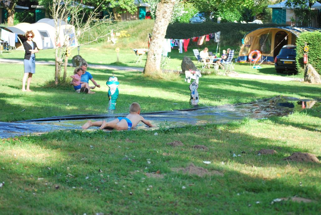 Camping Les Tournesols Sillé-le-Guillaume Exteriér fotografie