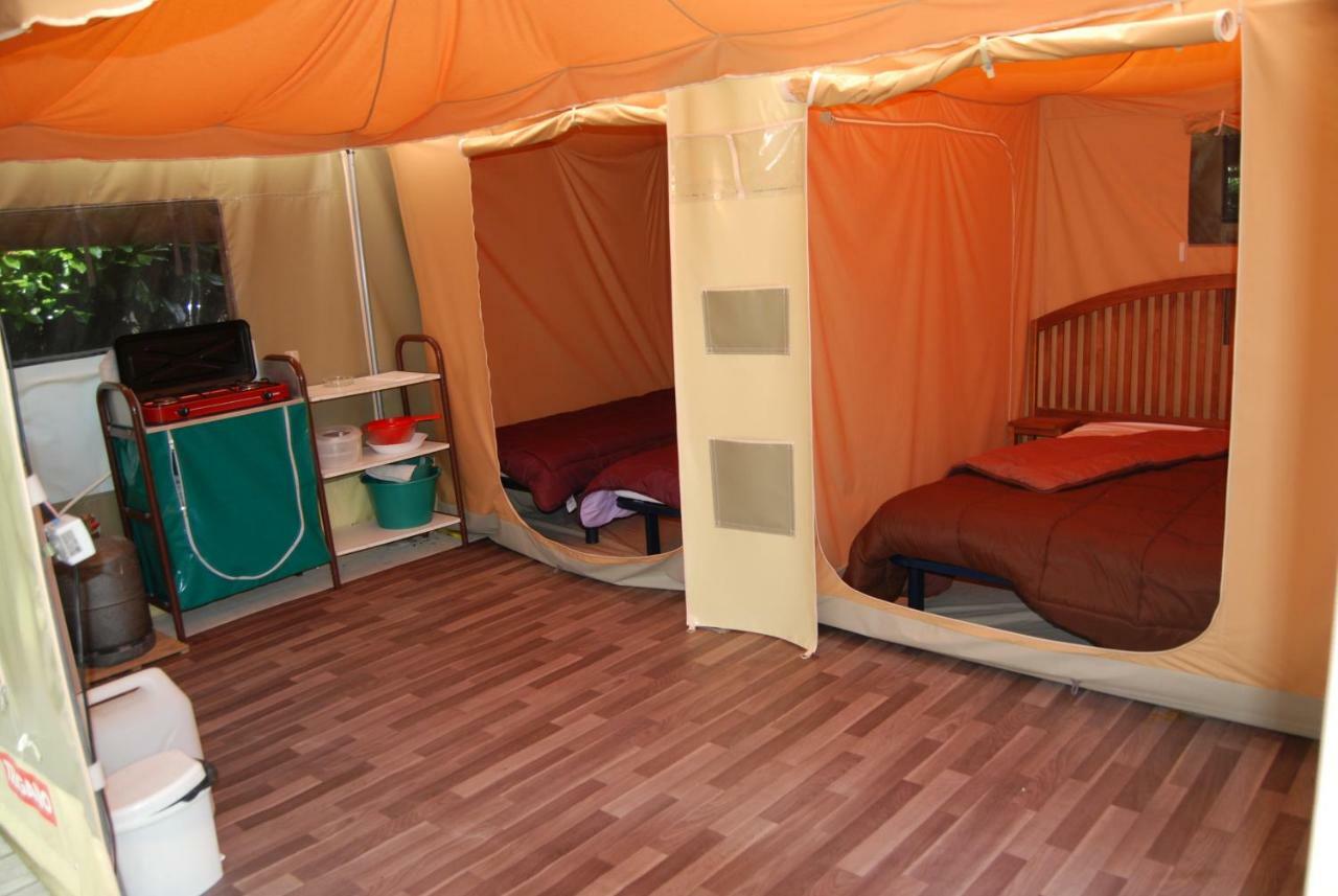 Camping Les Tournesols Sillé-le-Guillaume Exteriér fotografie